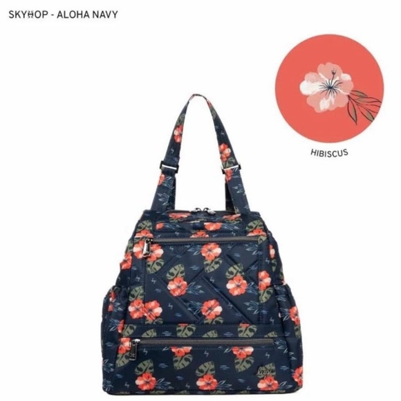 Lug Skyhop ToteNWT. Aloha Navy Convertible Backpack
